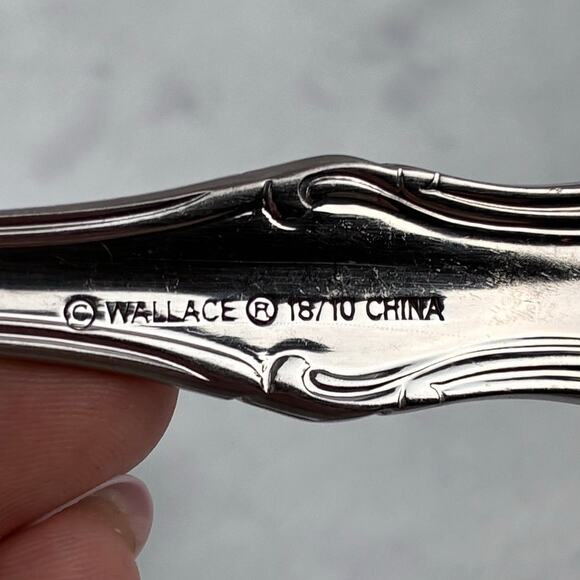 51 Pc Wallace Empire Stainless 18/10 Flatware Silverware Spoon Fork Knives READ - Picture 4 of 10